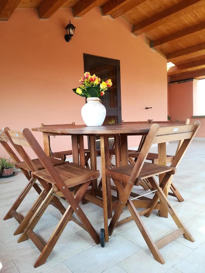 B&B Casa Ghiani Isili Екстериор снимка